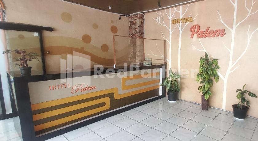 Oyo 3956 Hotel Palem 2 Syariah Malang Buitenkant foto